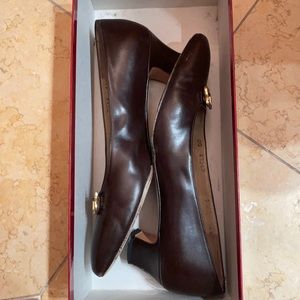 Ferragamo Brown Leather Pumps w/ Gold buckle